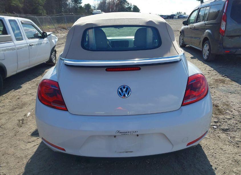 Photo 16 of 2014 Volkswagen Beetle 2.5L (VIN 3VW5P7AT3EM801090)