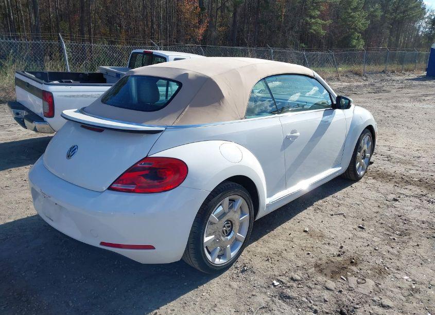 Photo 4 of 2014 Volkswagen Beetle 2.5L (VIN 3VW5P7AT3EM801090)