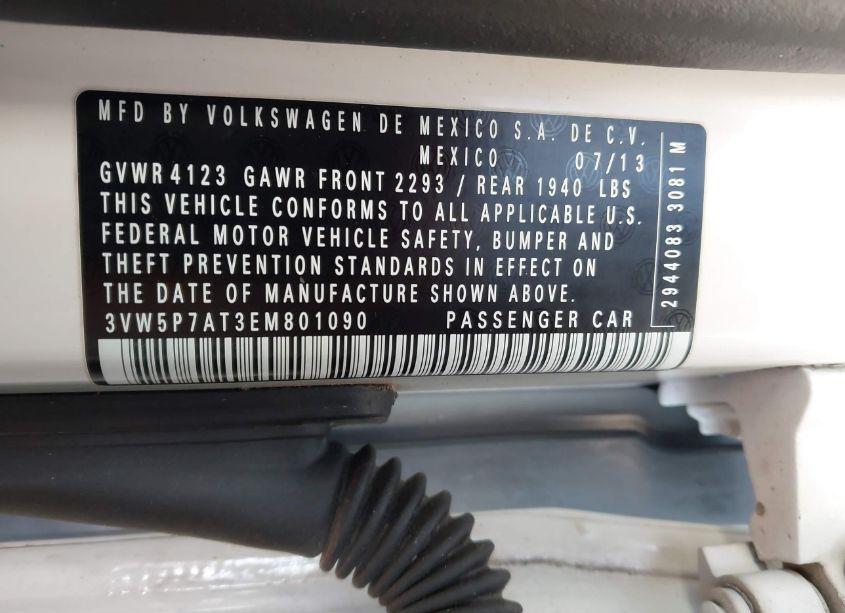 Photo 9 of 2014 Volkswagen Beetle 2.5L (VIN 3VW5P7AT3EM801090)