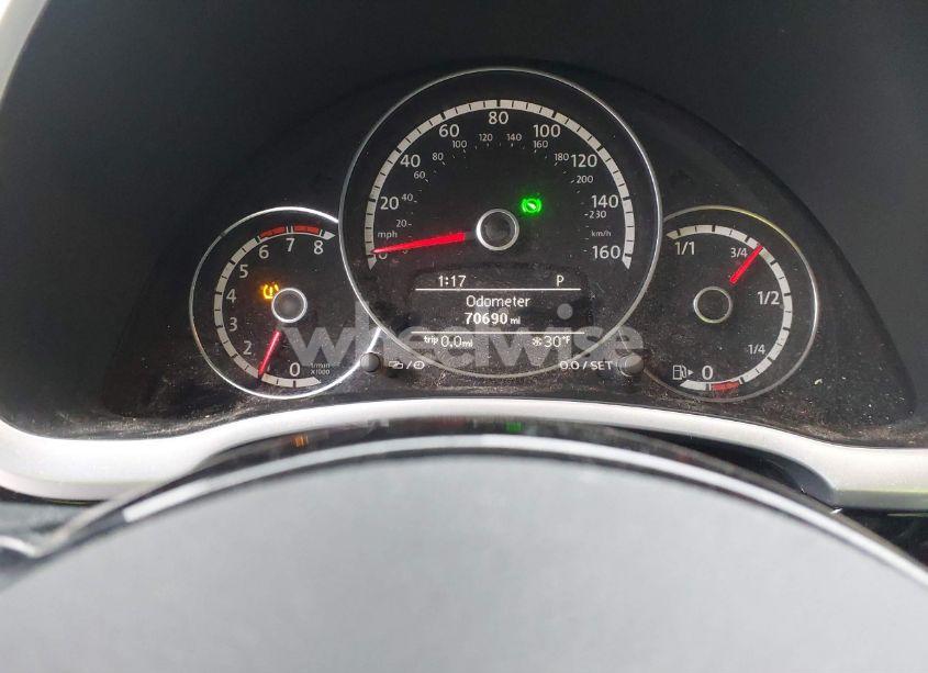 Photo 7 of 2013 Volkswagen Beetle 2.5L (VIN 3VW5P7AT4DM811853)