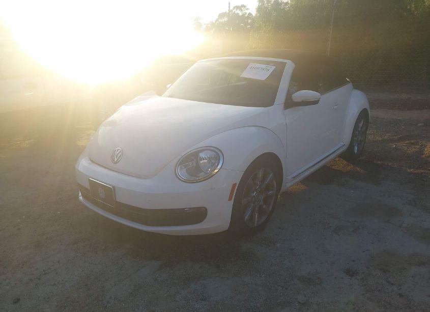 Photo 2 of 2013 Volkswagen Beetle 2.5L (VIN 3VW5P7AT5DM811361)
