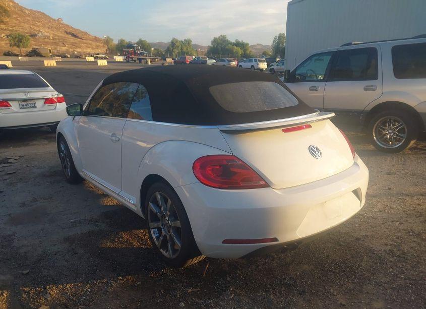 Photo 3 of 2013 Volkswagen Beetle 2.5L (VIN 3VW5P7AT5DM811361)