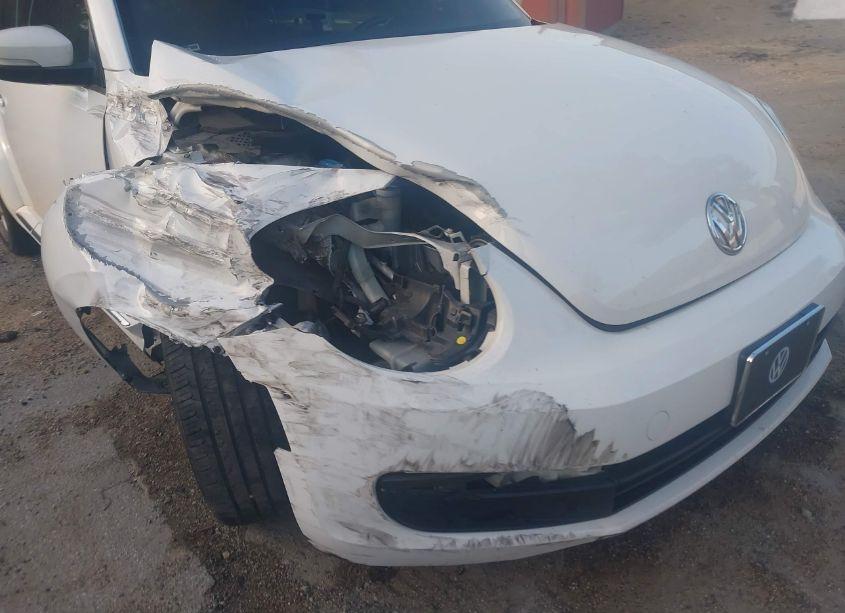 Photo 6 of 2013 Volkswagen Beetle 2.5L (VIN 3VW5P7AT5DM811361)