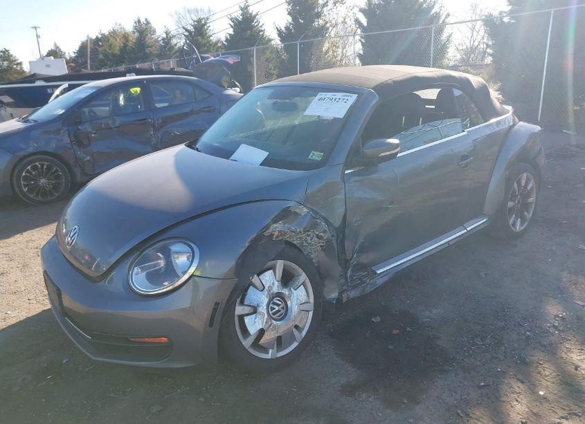 Photo 2 of 2013 Volkswagen Beetle 2.5L (VIN 3VW5P7AT6DM821641)