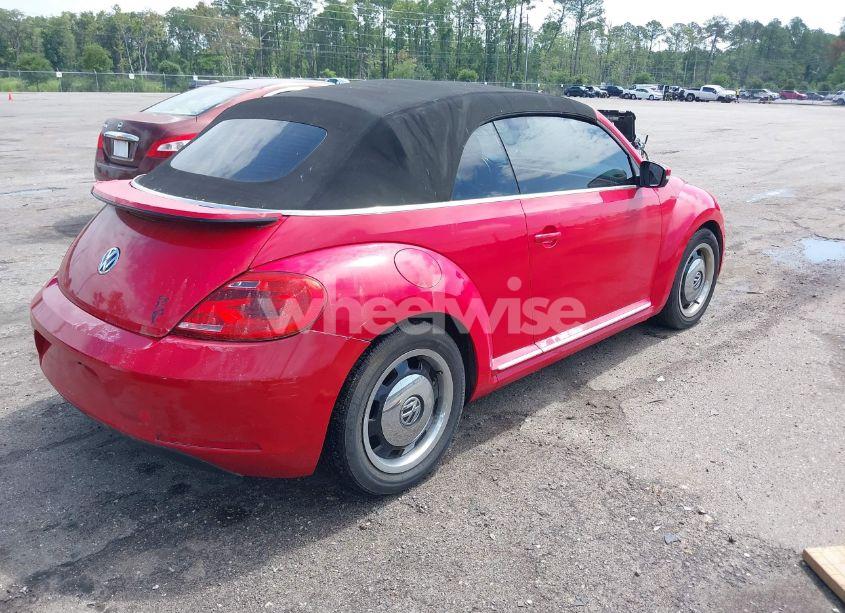 Photo 4 of 2013 Volkswagen Beetle 2.5L (VIN 3VW5P7AT7DM802208)