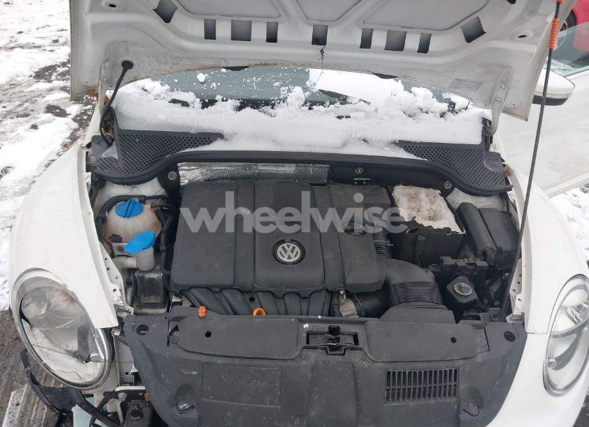 Photo 10 of 2013 Volkswagen Beetle 2.5L (VIN 3VW5P7AT7DM816299)