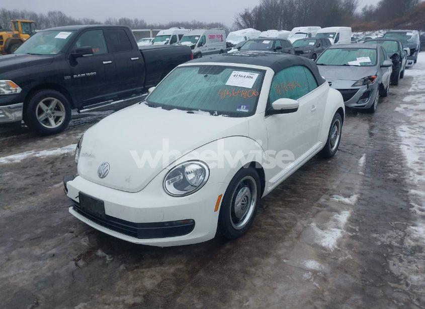 Photo 2 of 2013 Volkswagen Beetle 2.5L (VIN 3VW5P7AT7DM816299)