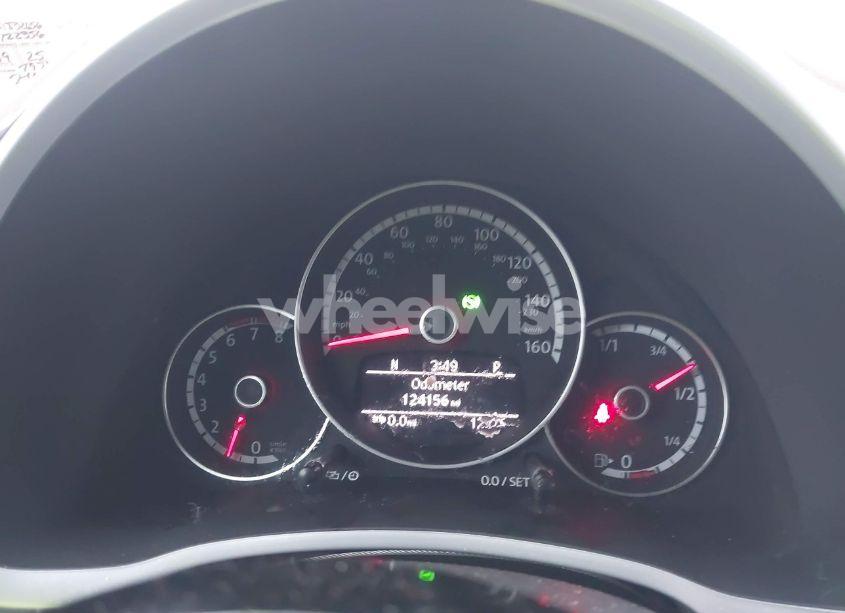 Photo 7 of 2013 Volkswagen Beetle 2.5L (VIN 3VW5P7AT8DM832656)