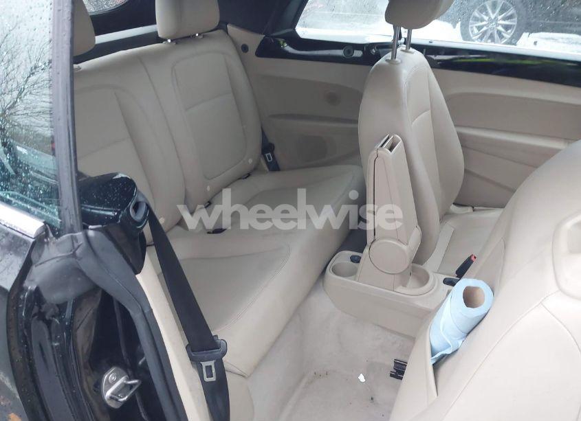 Photo 8 of 2013 Volkswagen Beetle 2.5L (VIN 3VW5P7AT8DM832656)