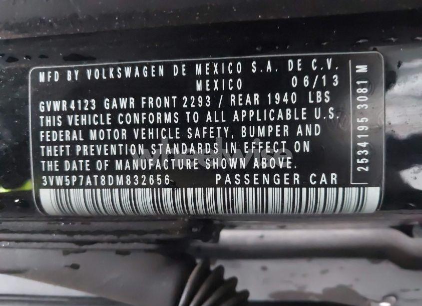 Photo 9 of 2013 Volkswagen Beetle 2.5L (VIN 3VW5P7AT8DM832656)