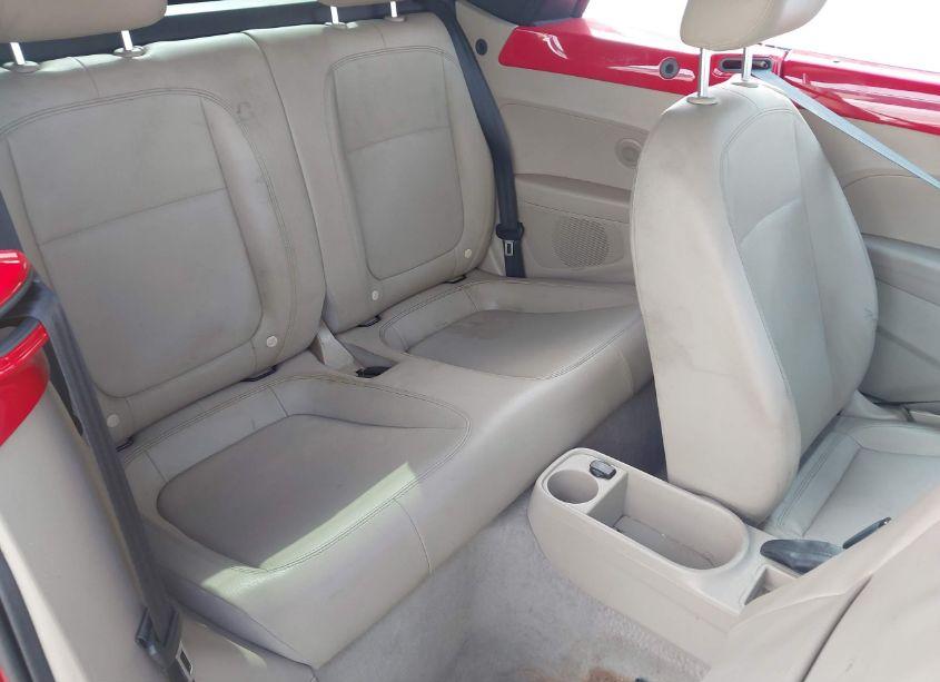 Photo 8 of 2013 Volkswagen Beetle 2.5L (VIN 3VW5P7AT8DM832883)