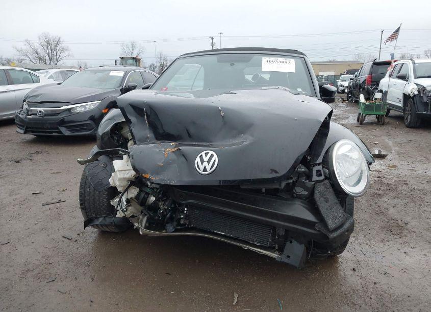 Photo 12 of 2014 Volkswagen Beetle 2.5L (VIN 3VW5P7AT8EM804342)