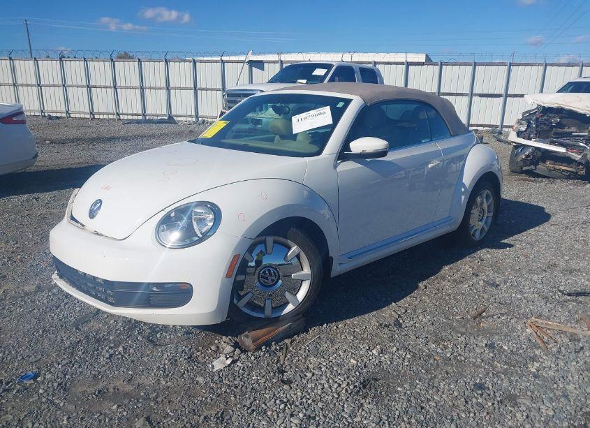 Photo 2 of 2014 Volkswagen Beetle 2.5L (VIN 3VW5P7AT8EM806513)
