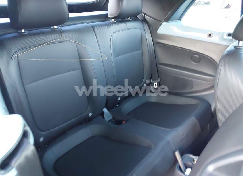 Photo 8 of 2013 Volkswagen Beetle 2.5L (VIN 3VW5P7AT9DM811542)