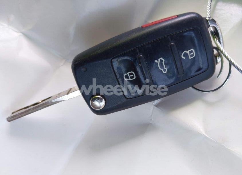 Photo 11 of 2013 Volkswagen Beetle 2.5L (VIN 3VW5P7AT9DM827174)