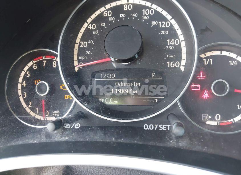 Photo 7 of 2013 Volkswagen Beetle 2.5L (VIN 3VW5P7AT9DM827174)