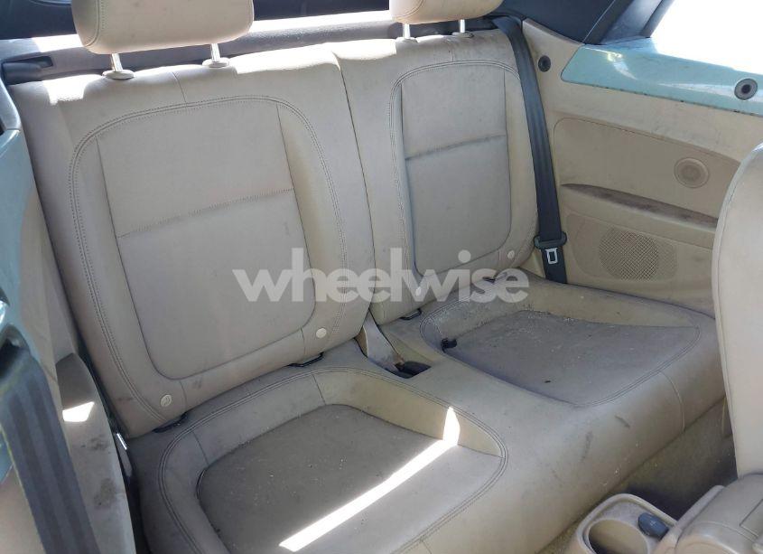 Photo 8 of 2013 Volkswagen Beetle 2.5L (VIN 3VW5P7AT9DM827174)