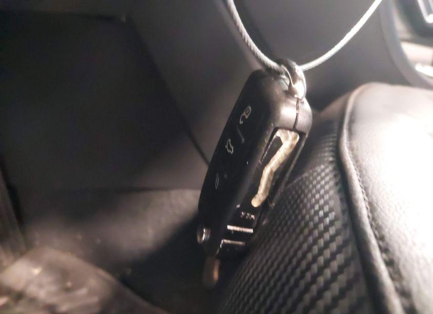 Photo 11 of 2013 Volkswagen Beetle 2.5L (VIN 3VW5P7ATXDM814272)