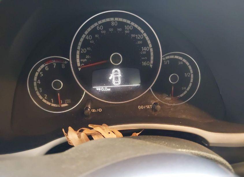 Photo 15 of 2013 Volkswagen Beetle 2.5L (VIN 3VW5P7ATXDM814272)