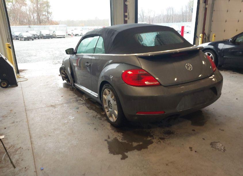 Photo 3 of 2013 Volkswagen Beetle 2.5L (VIN 3VW5P7ATXDM814272)