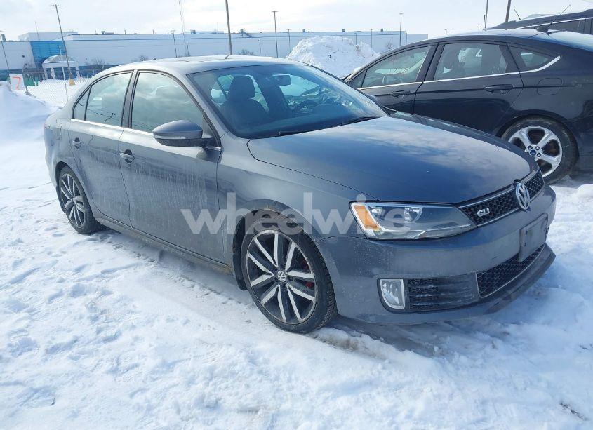 2014 Volkswagen Jetta GLI AUTOBAHN (VIN 3VW5T7AJ0EM371545) main photo