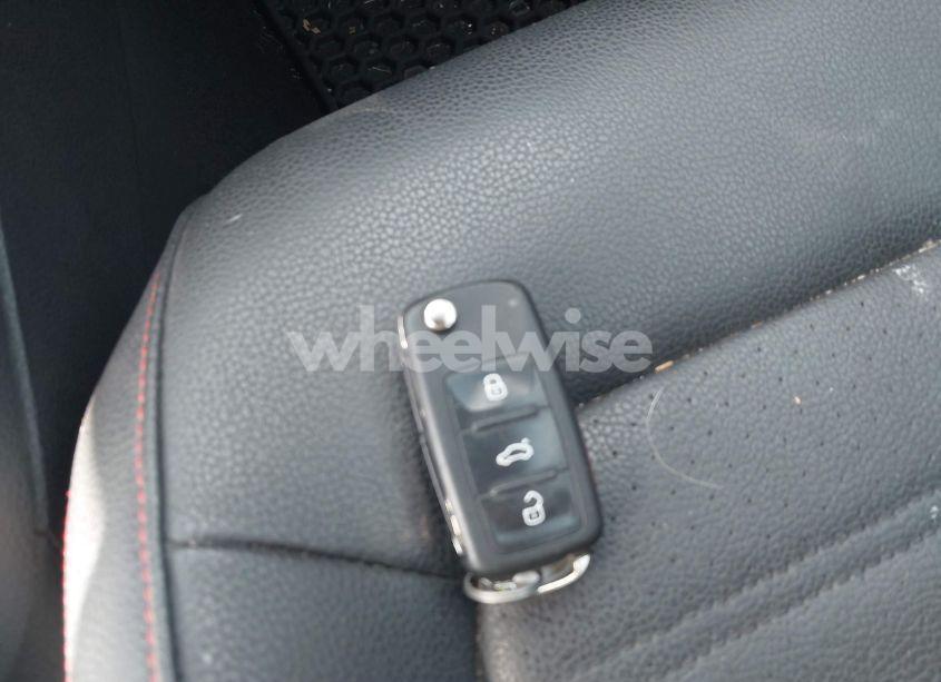 Photo 11 of 2017 Volkswagen Jetta GLI (VIN 3VW5T7AJ0HM338792)