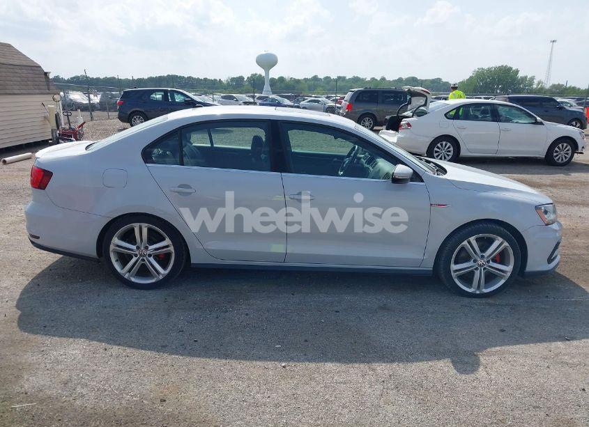 Photo 13 of 2017 Volkswagen Jetta GLI (VIN 3VW5T7AJ0HM338792)