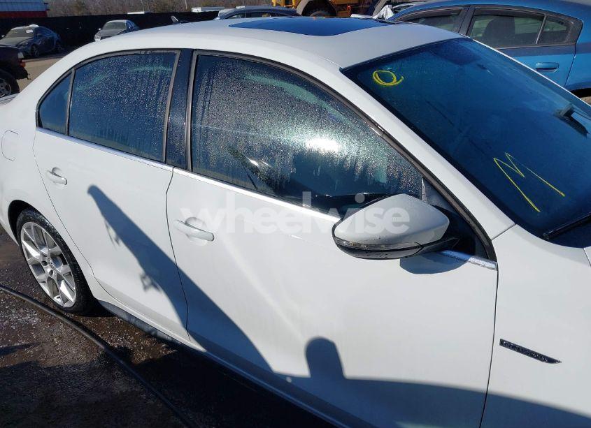 Photo 13 of 2014 Volkswagen Jetta GLI EDITION 30 (VIN 3VW5T7AJ2EM312965)