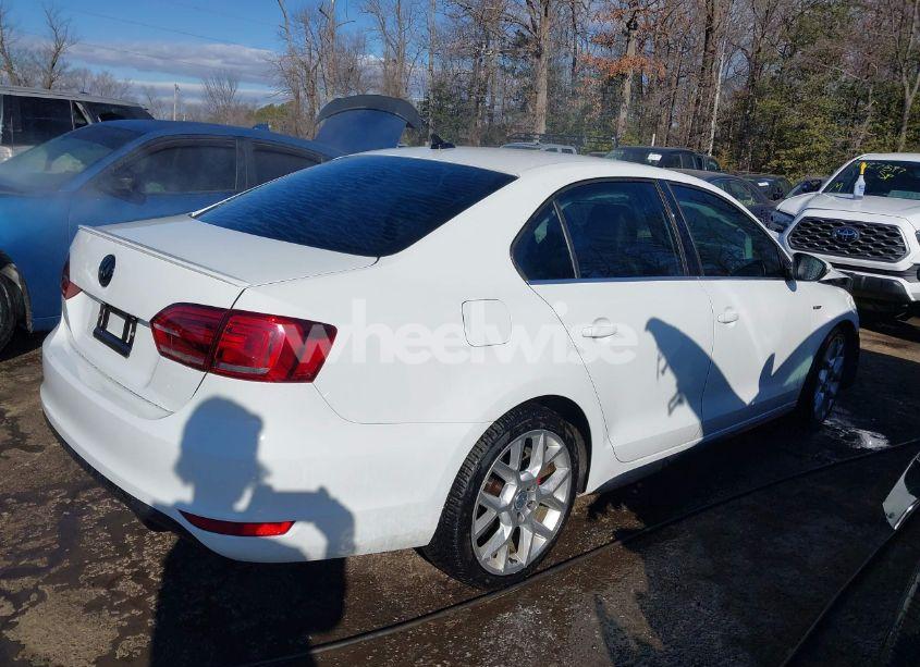 Photo 4 of 2014 Volkswagen Jetta GLI EDITION 30 (VIN 3VW5T7AJ2EM312965)