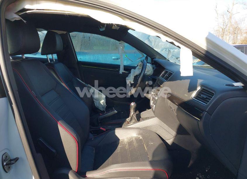 Photo 5 of 2014 Volkswagen Jetta GLI EDITION 30 (VIN 3VW5T7AJ2EM312965)