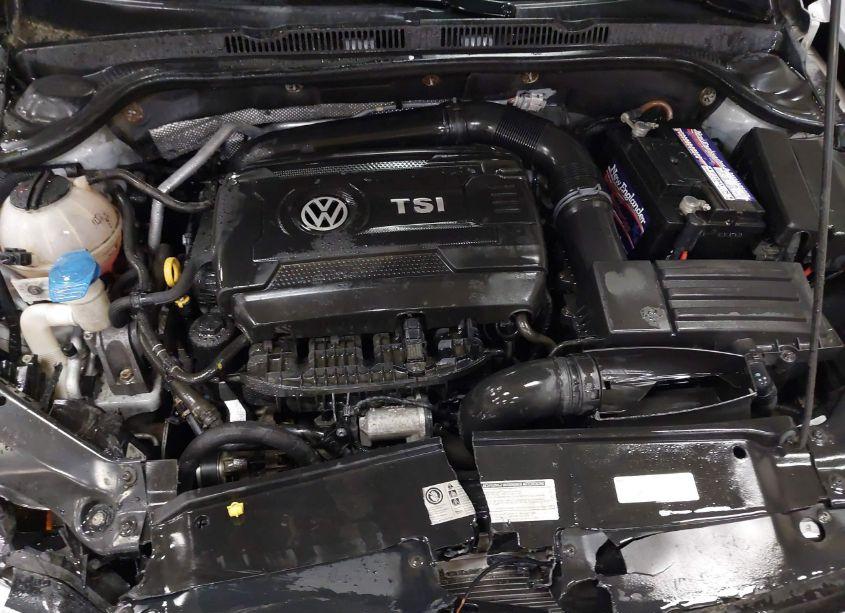Photo 10 of 2017 Volkswagen Jetta GLI (VIN 3VW5T7AJ2HM295735)