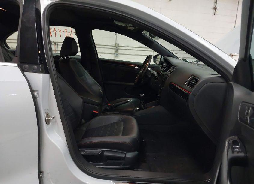 Photo 5 of 2017 Volkswagen Jetta GLI (VIN 3VW5T7AJ2HM295735)