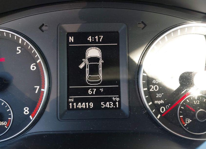 Photo 15 of 2014 Volkswagen Jetta GLI AUTOBAHN W/NAV (VIN 3VW5T7AJ4EM397419)