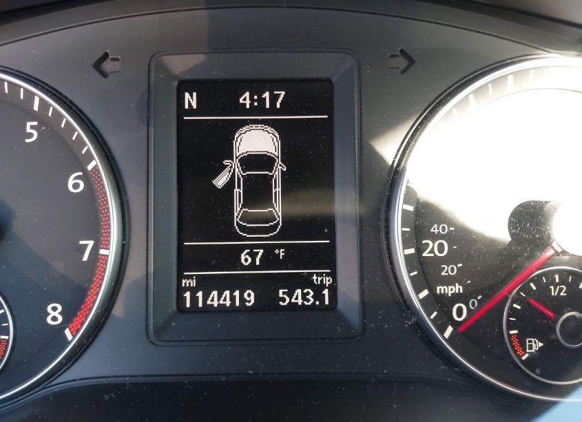 Photo 7 of 2014 Volkswagen Jetta GLI AUTOBAHN W/NAV (VIN 3VW5T7AJ4EM397419)