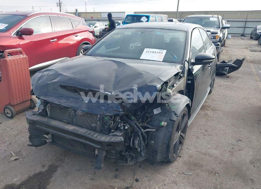 Photo 2 of 2017 Volkswagen Jetta GLI (VIN 3VW5T7AJ5HM232144)