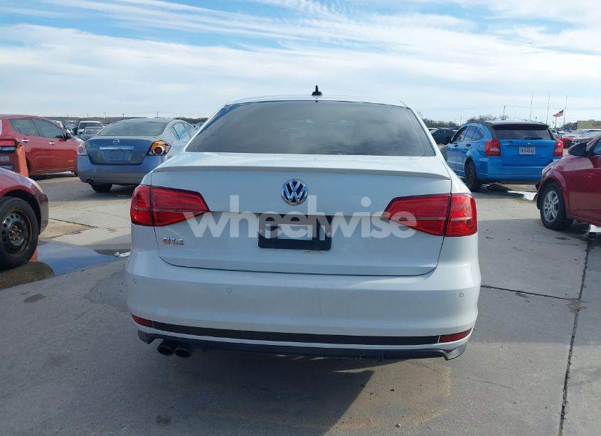Photo 16 of 2017 Volkswagen Jetta GLI (VIN 3VW5T7AJ5HM386658)