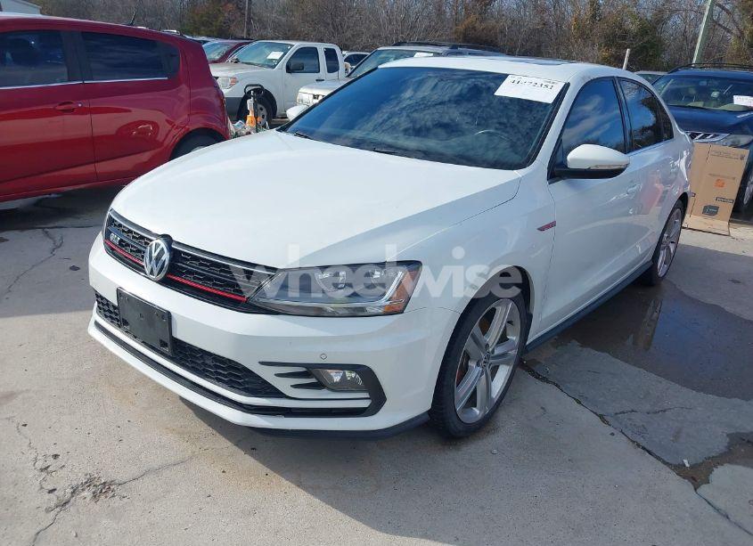 Photo 2 of 2017 Volkswagen Jetta GLI (VIN 3VW5T7AJ5HM386658)