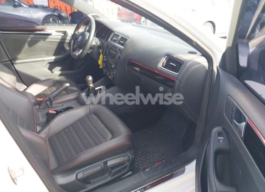 Photo 5 of 2017 Volkswagen Jetta GLI (VIN 3VW5T7AJ5HM386658)