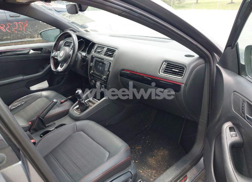 Photo 5 of 2017 Volkswagen Jetta GLI (VIN 3VW5T7AJ7HM318507)