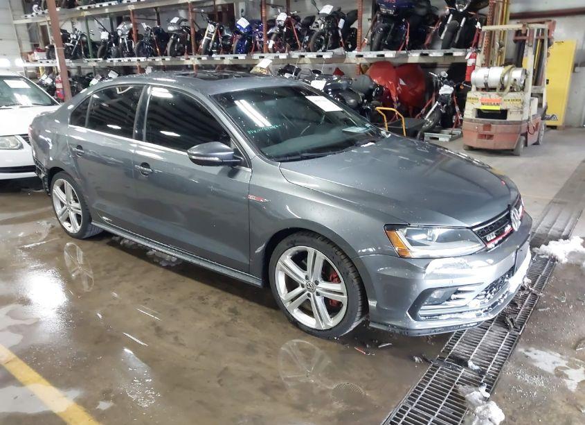 2017 Volkswagen Jetta GLI (VIN 3VW5T7AJ8HM331802) main photo