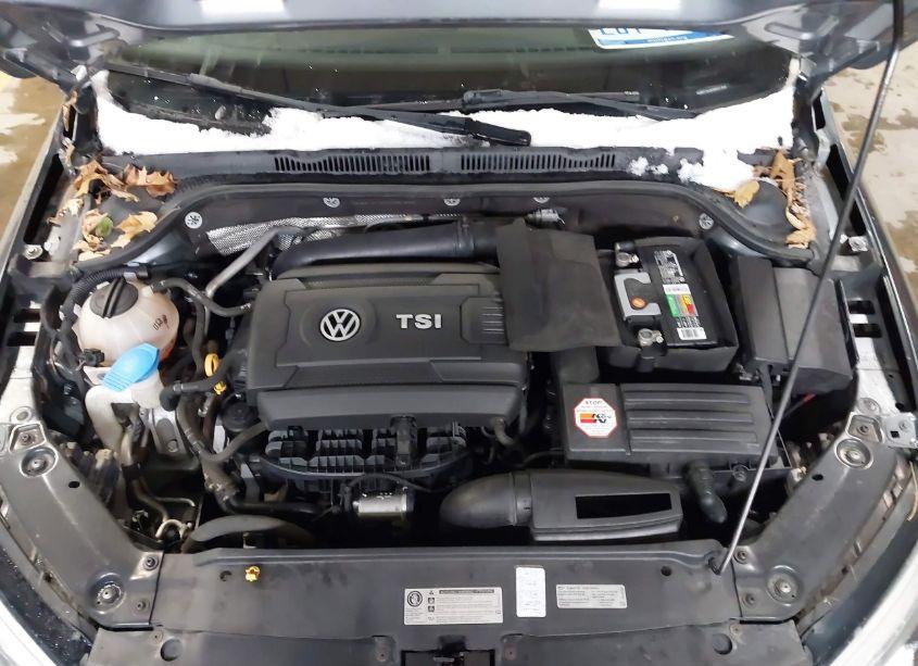 Photo 10 of 2017 Volkswagen Jetta GLI (VIN 3VW5T7AJ8HM331802)