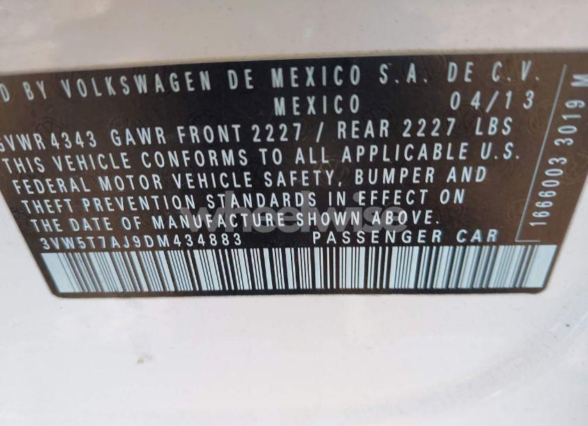Photo 9 of 2013 Volkswagen Jetta (VIN 3VW5T7AJ9DM434883)