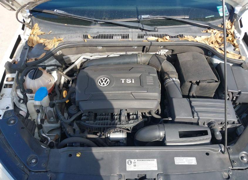 Photo 10 of 2017 Volkswagen Jetta GLI (VIN 3VW5T7AJ9HM331498)