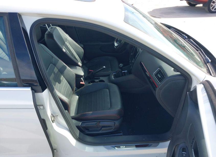 Photo 5 of 2017 Volkswagen Jetta GLI (VIN 3VW5T7AJ9HM331498)