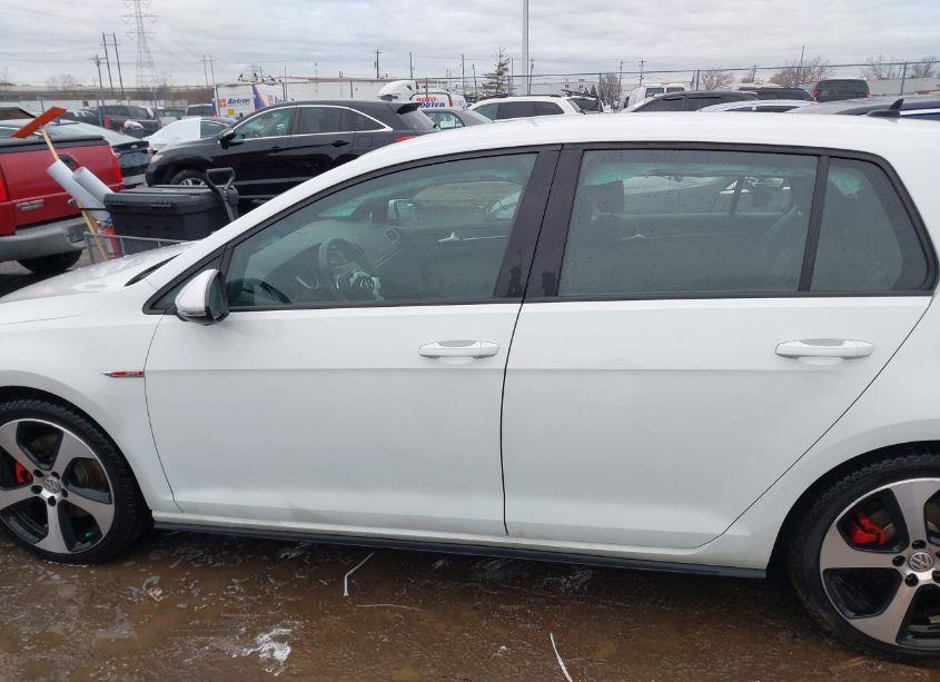 Photo 14 of 2017 Volkswagen Golf GTI AUTOBAHN 4-DOOR/S 4-DOOR/SE 4-DOOR/SPORT 4-DOOR (VIN 3VW5T7AU0HM033707)