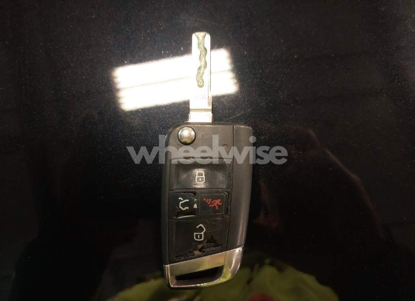 Photo 11 of 2019 Volkswagen Gti S/SE/AUTOBAHN/RABBIT EDITION (VIN 3VW5T7AU0KM025789)