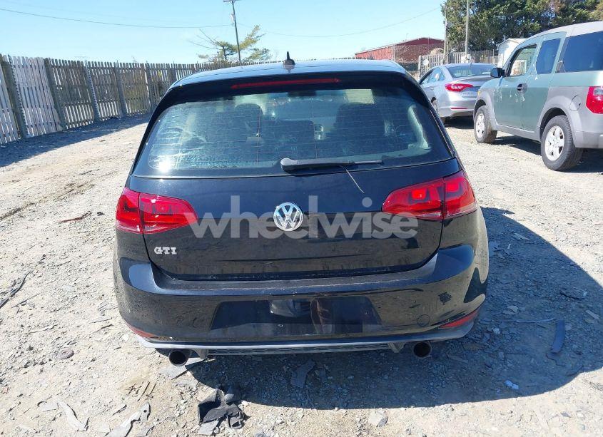 Photo 16 of 2015 Volkswagen Golf GTI 2.0T SE 4-DOOR (VIN 3VW5T7AU1FM067068)