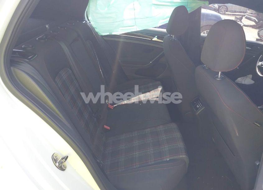 Photo 8 of 2015 Volkswagen Golf GTI 2.0T S 4-DOOR (VIN 3VW5T7AU3FM019247)