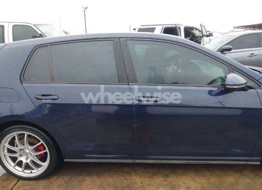 Photo 14 of 2017 Volkswagen Golf GTI AUTOBAHN 4-DOOR/S 4-DOOR/SE 4-DOOR/SPORT 4-DOOR (VIN 3VW5T7AU3HM069990)