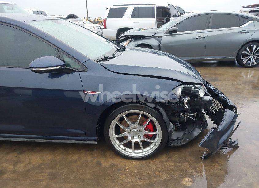 Photo 18 of 2017 Volkswagen Golf GTI AUTOBAHN 4-DOOR/S 4-DOOR/SE 4-DOOR/SPORT 4-DOOR (VIN 3VW5T7AU3HM069990)